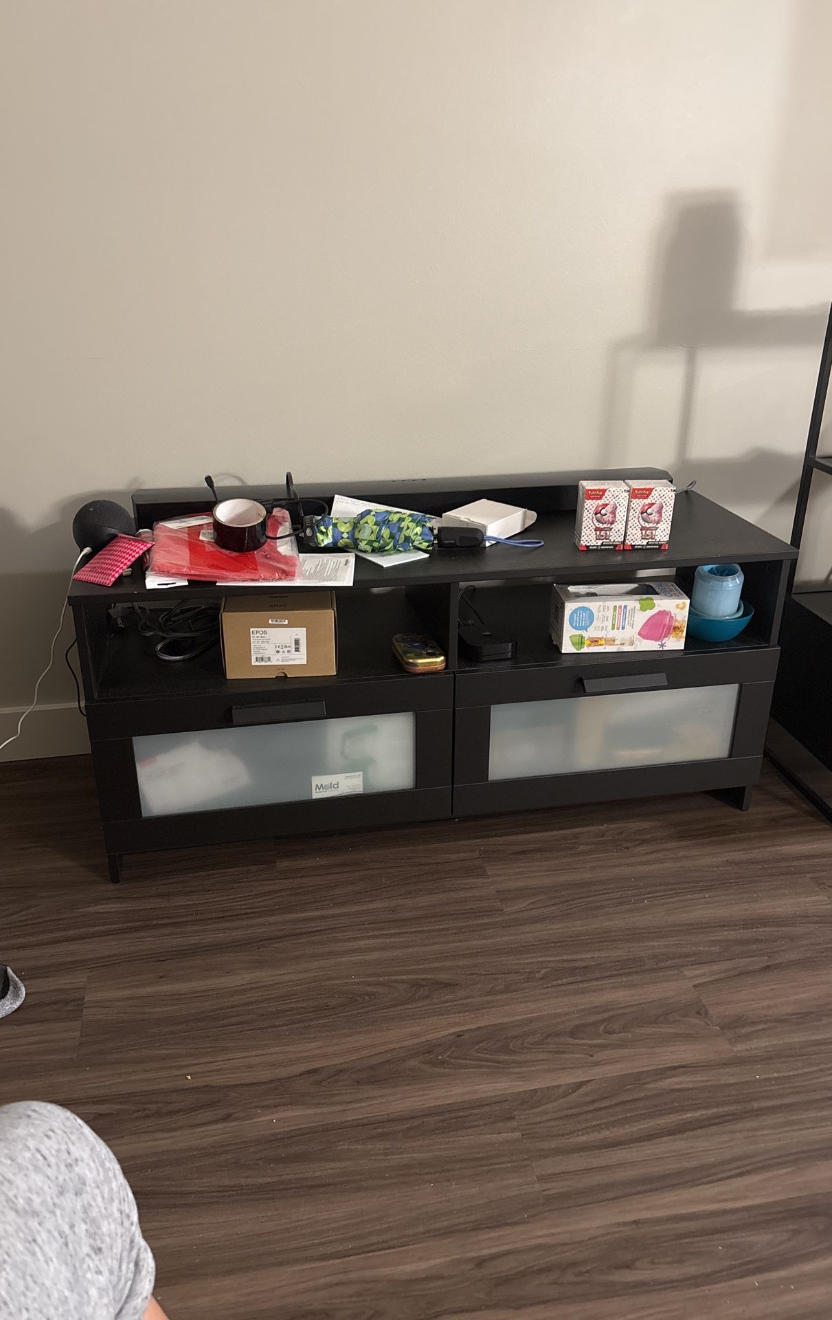 TV Stand With Cabinets (47 1/4x16 1/8x20 7/8 ")