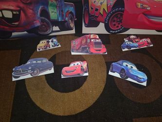 Props and background drop of lightning mcqueen