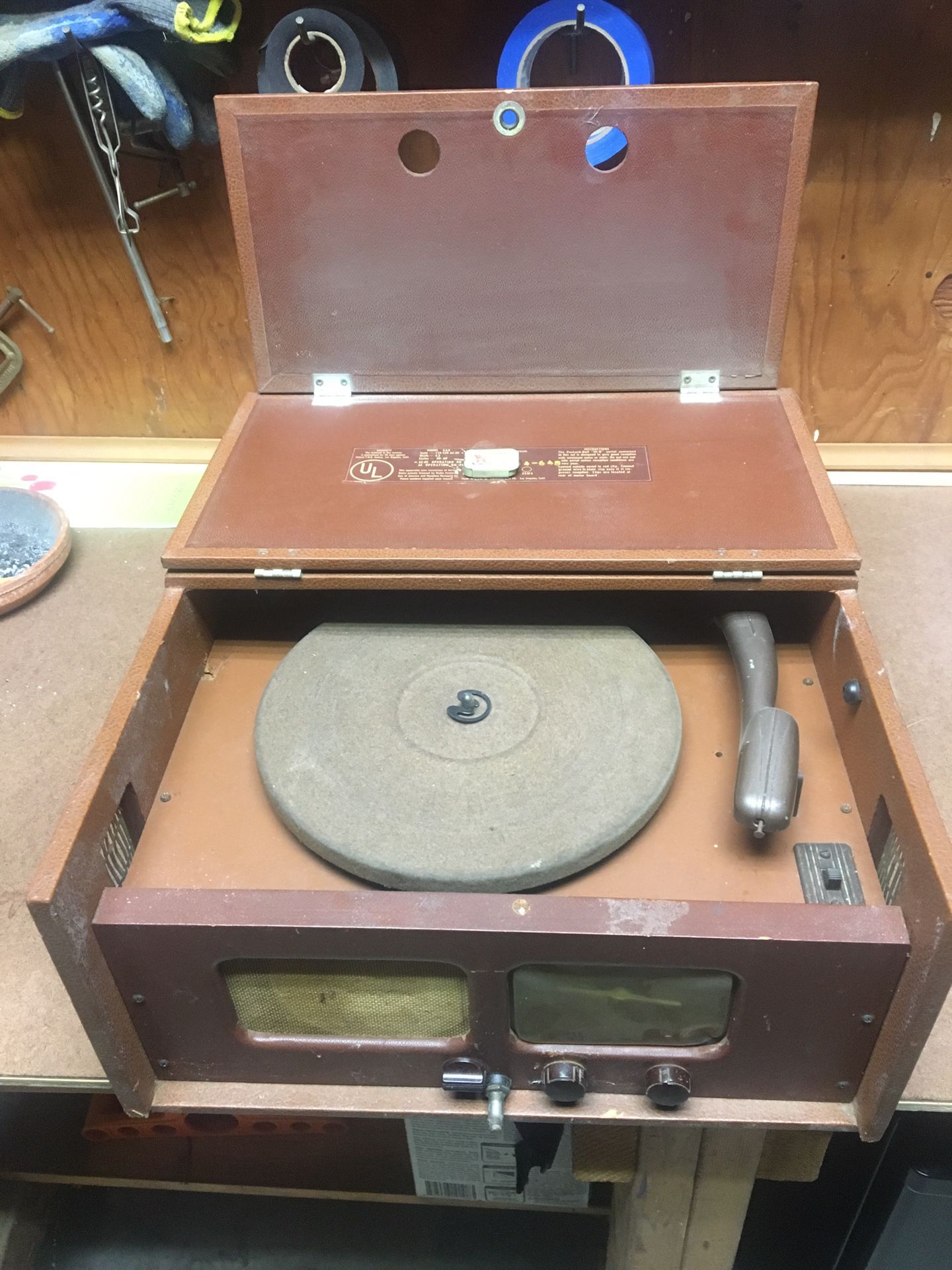 Packard Bell model 568 record player
