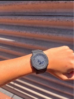 G shock black