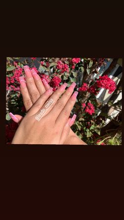 Nail Tech