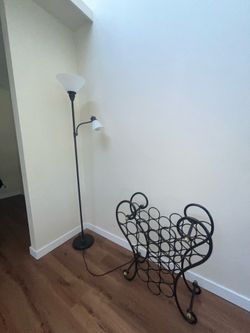 Wine holder