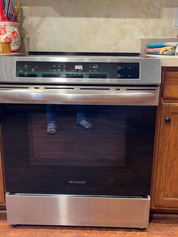 Induction Range/Stove Frigidaire