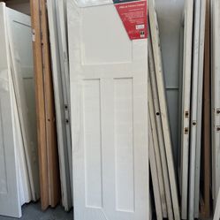 Interior doors bathroom door26”x80” stand closet door solid core shaker  I have a solid core doors 26”xx80” shaker doors 3panel I have door craftman s