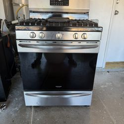 Frigidaire gallery stove