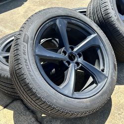 4x 2025 Tesla Model Y Juniper Wheels Rims Crossflow 19X9.5  Pirelli A/S 80% APROX 255/45/19