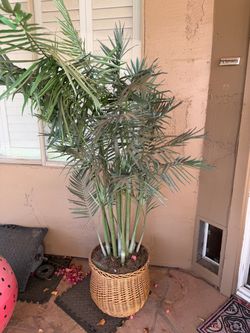 Artificial Fake Tree with wicker basket