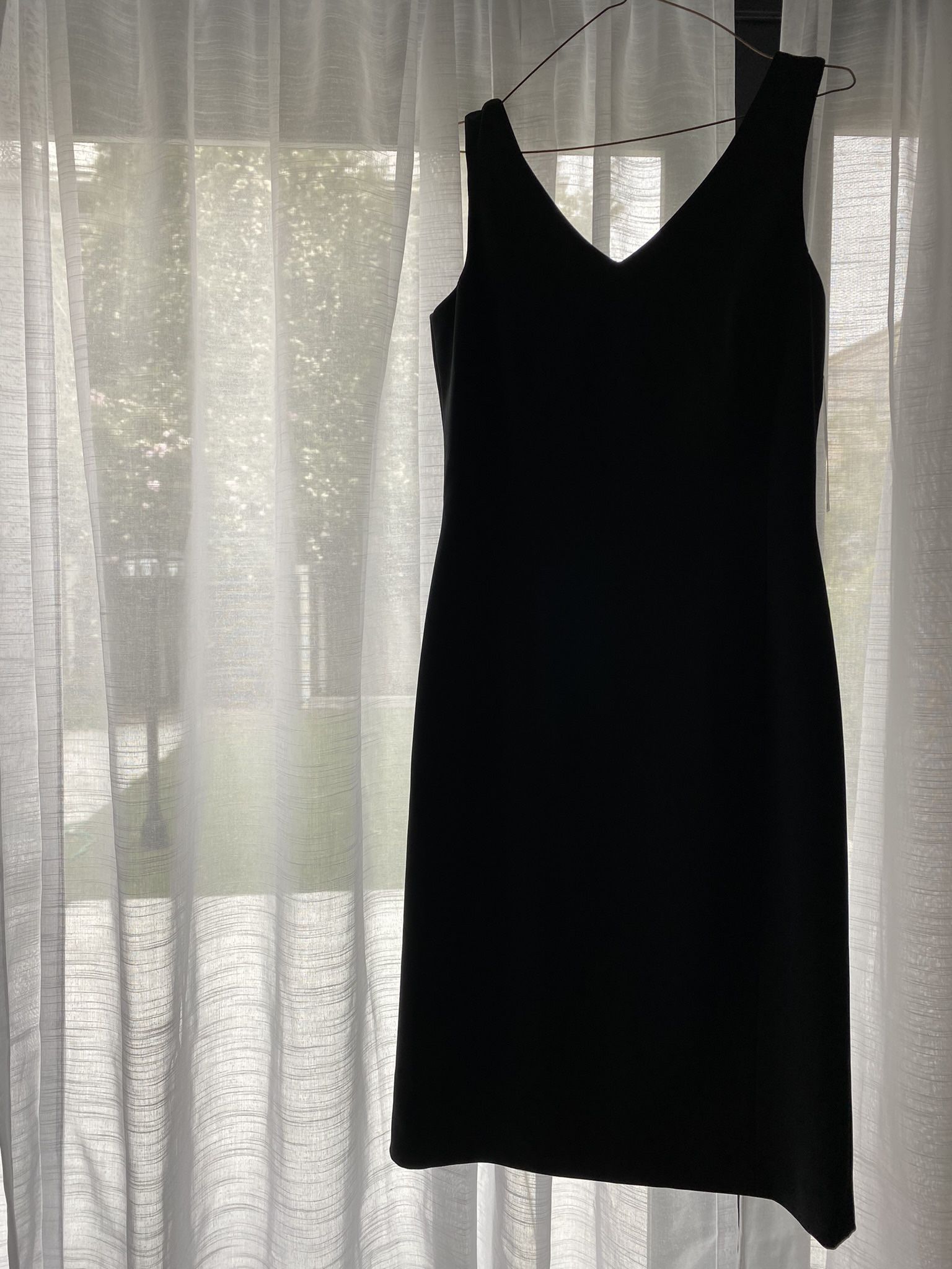 Little Black Dress Size 4 jones New York