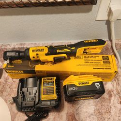 3/8 Dewalt rachet with battery and charger firm price