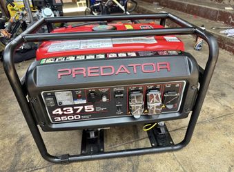 PREDATOR 4375 Watt Gas-Powered Portable Generator