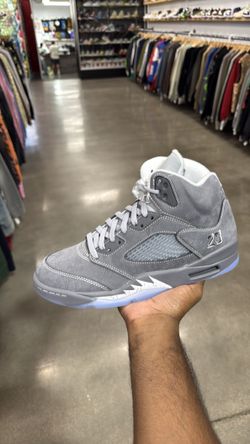 Brand new Air Jordan 5 Wold Grey sz10