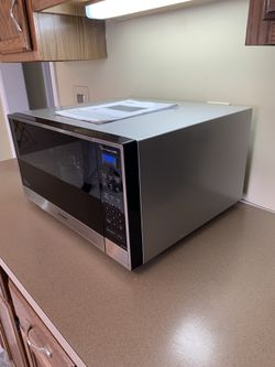 Panasonic-1.6 Cu.ft. 1250 WATT