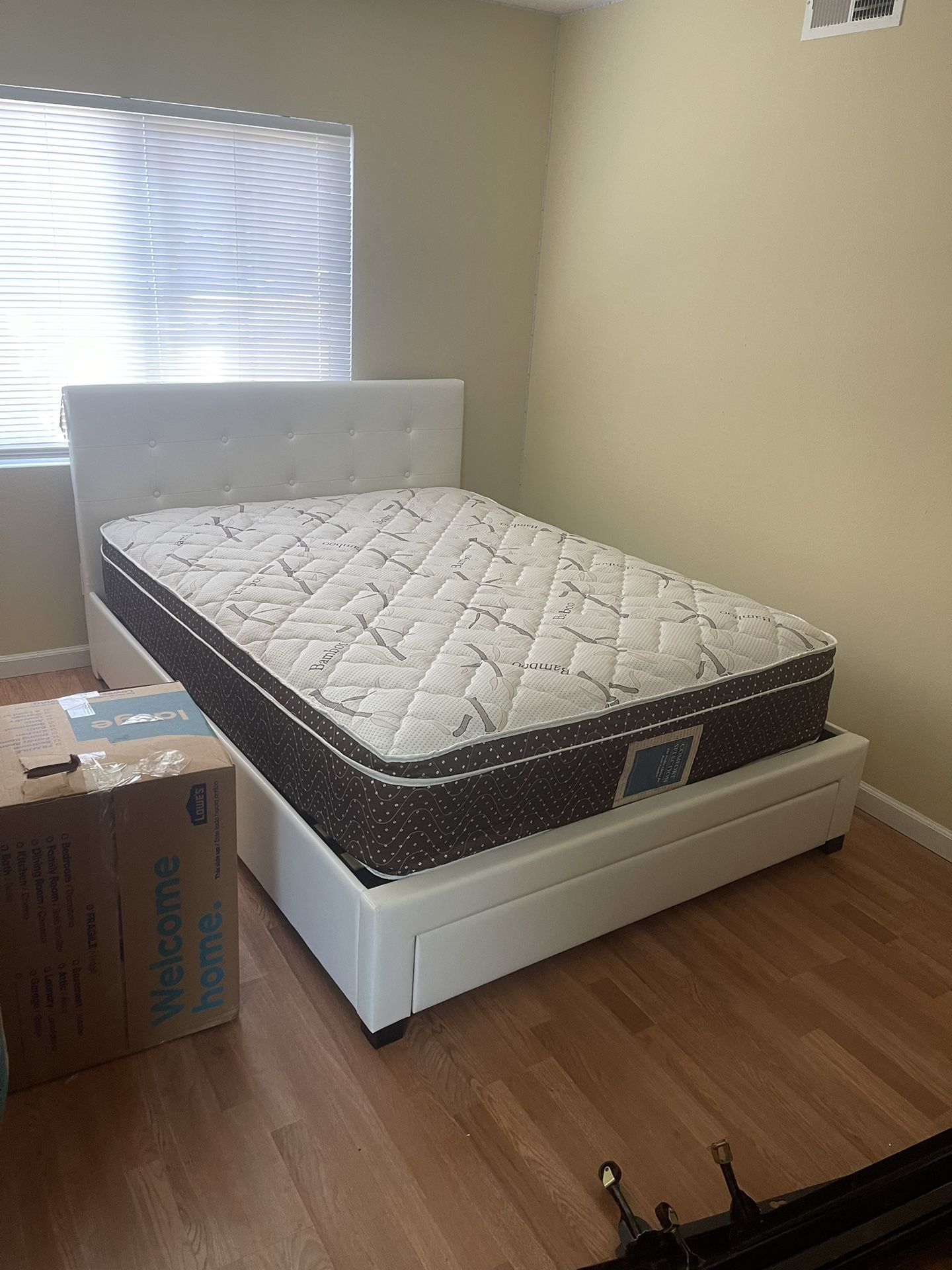 Queen Complete Bed With Bamboo Mattress Only $400 Full Size $385