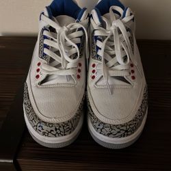 2 Pairs Of  Nike Air  Like New Condition  Size 7 (must Pickup Lindenhurst Area)