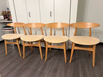 Set of 4 Solid Wood Scandinavian-Style Dining Chairs – Natural Oak + Cream