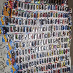 Hotwheels lot