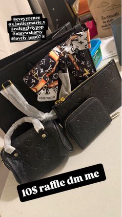 Purse bundle and shoes