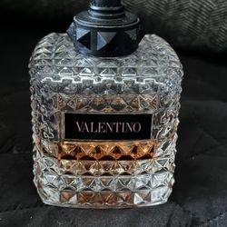 Valentino Perfume 