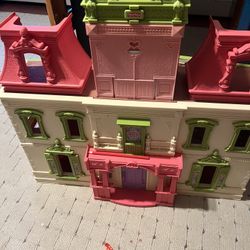 Doll House