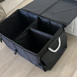Car Trunk Storage Organizer w/ Lid. 