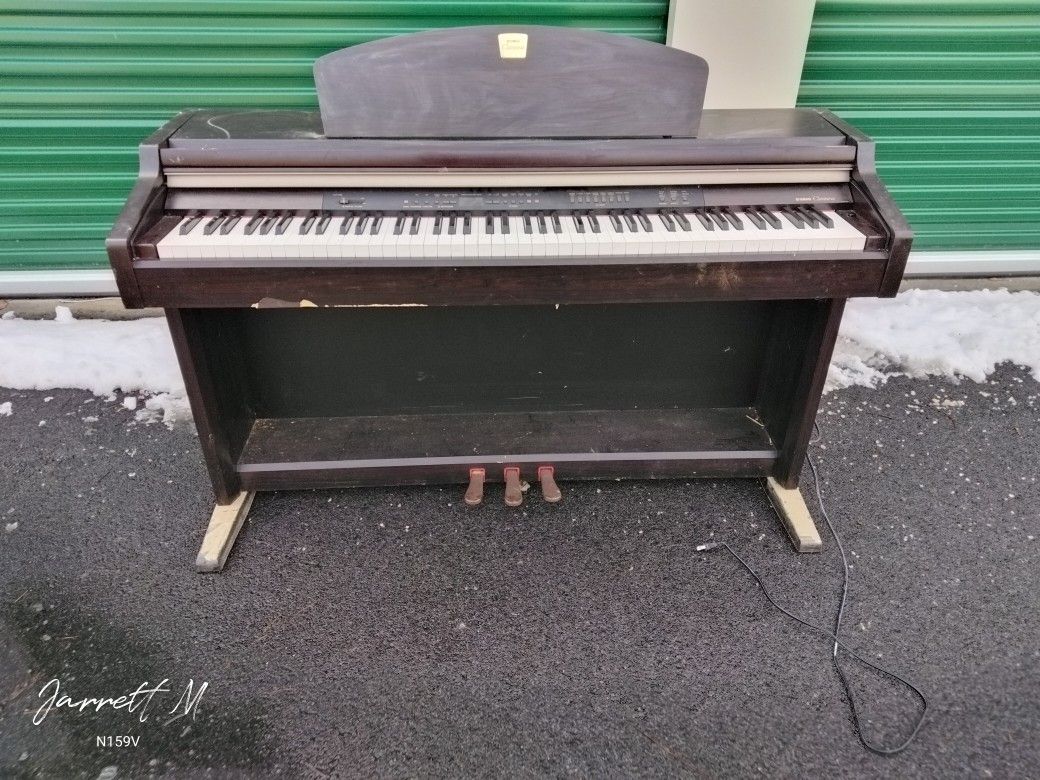 Yamaha Electric Piano