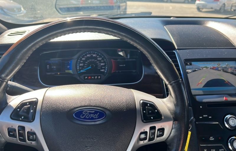 2013 Ford Taurus