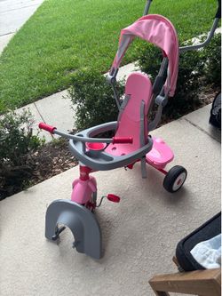 Radio Flyer pink 4 in 1 stroll N Trike Tricycle
