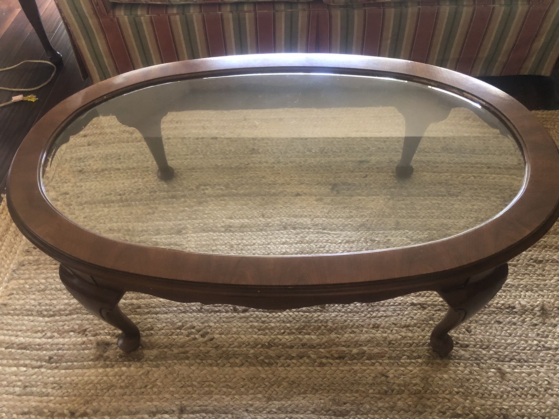 Ethan Allen Georgian Court Collection Coffee Table