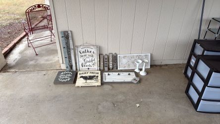 Farmhouse Signs