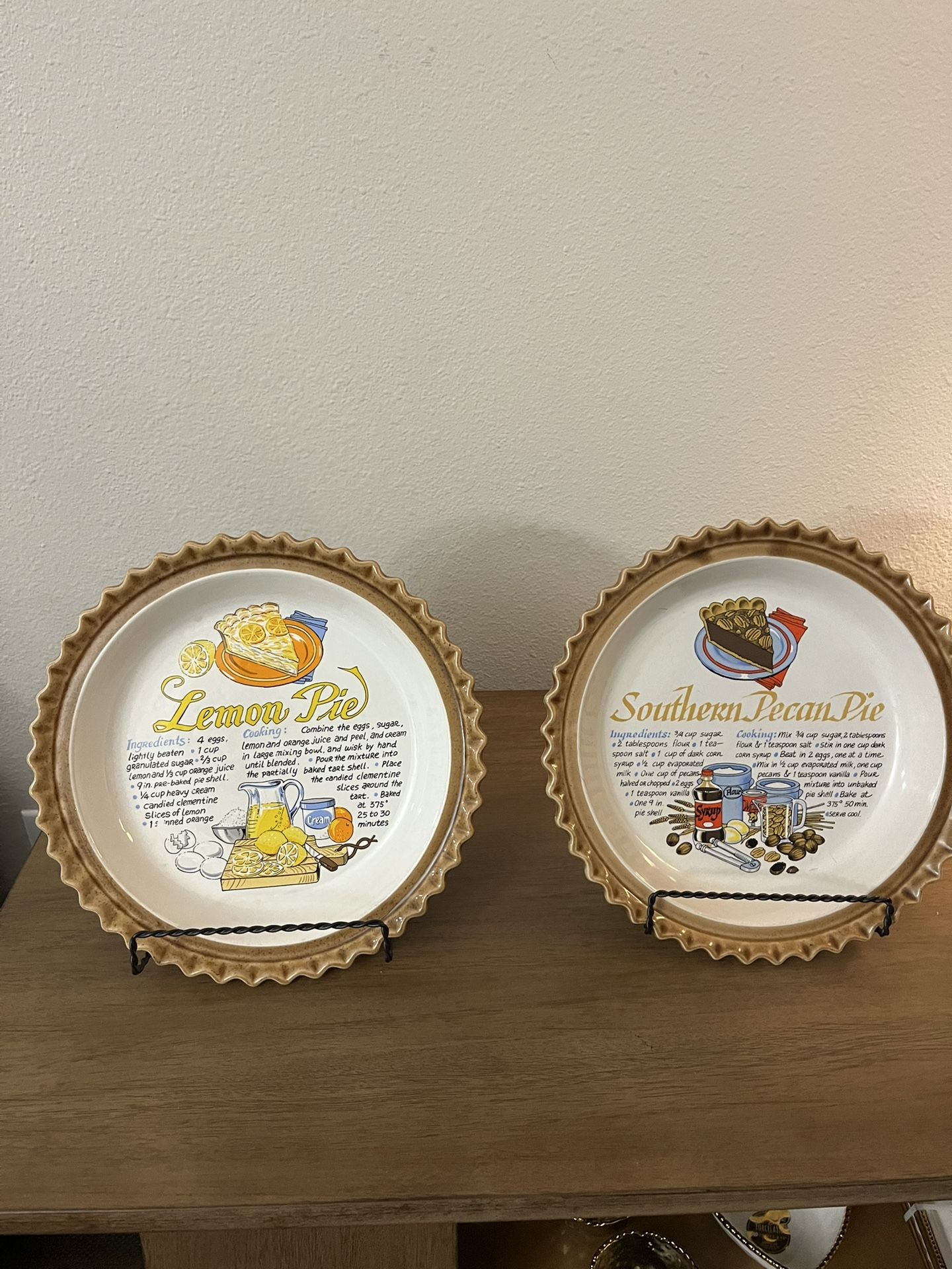 π₯§ For Sale: Vintage Recipe Pie Plates! ππ₯ A classic baking duo! Selling these beautiful vintage ceramic pie plates, each with a recipe baked right