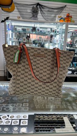 Michael Kors MK Signature Tote Bag