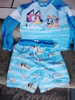 Boys size 4T clothing