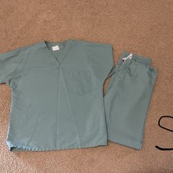 Scrub Top And Bottoms 