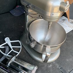 Kitchen Aid Mixer