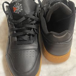 Reebok Classic,black Men’s Size 12