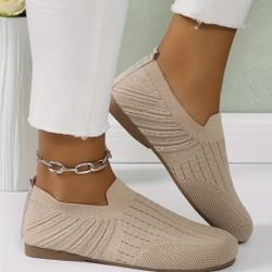 New Comfy Flat Shoe's Size 9.5 Can Fit Size 10