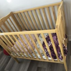 Baby Crib 