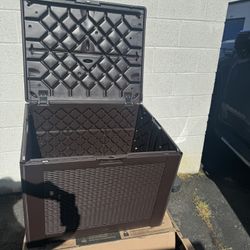 74 Gallon Medium Deck Box (New And Assembled)✨💥✅❗️