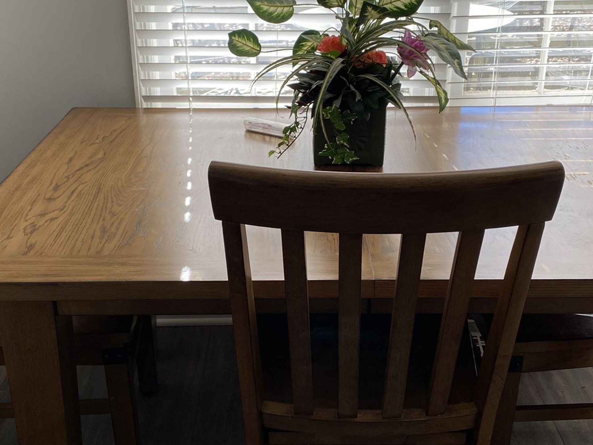 Nice All Wood Dining Table With 4 Chairs