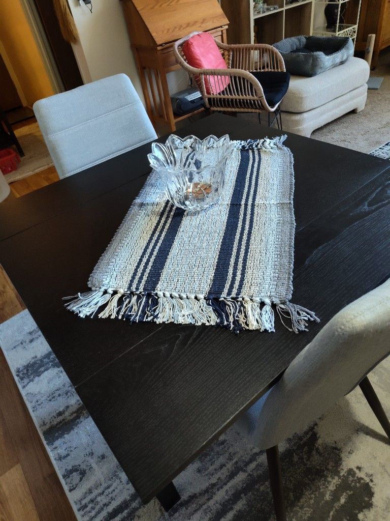 ($50) Like New Black Expandable Table With Two Gray Fabric Chairs