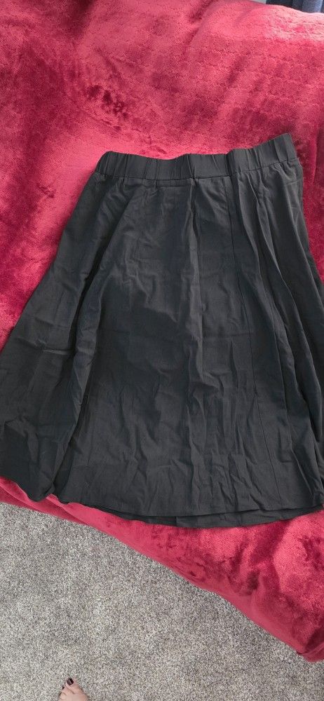 Black Skirt