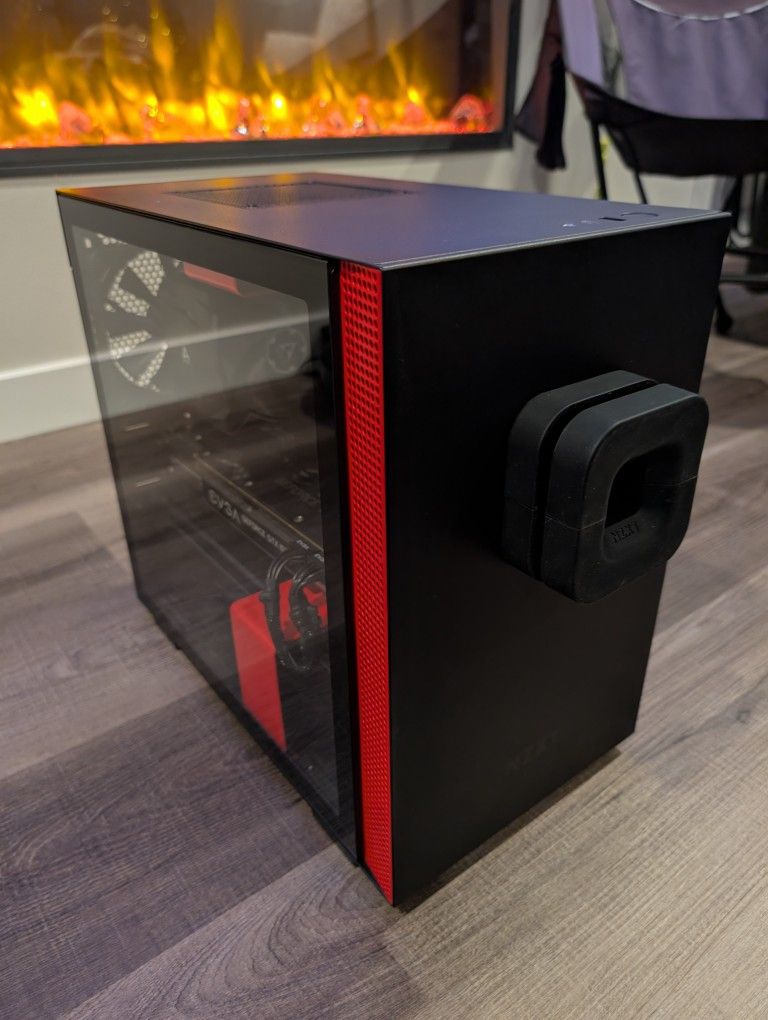 Compact ITX Gaming PC