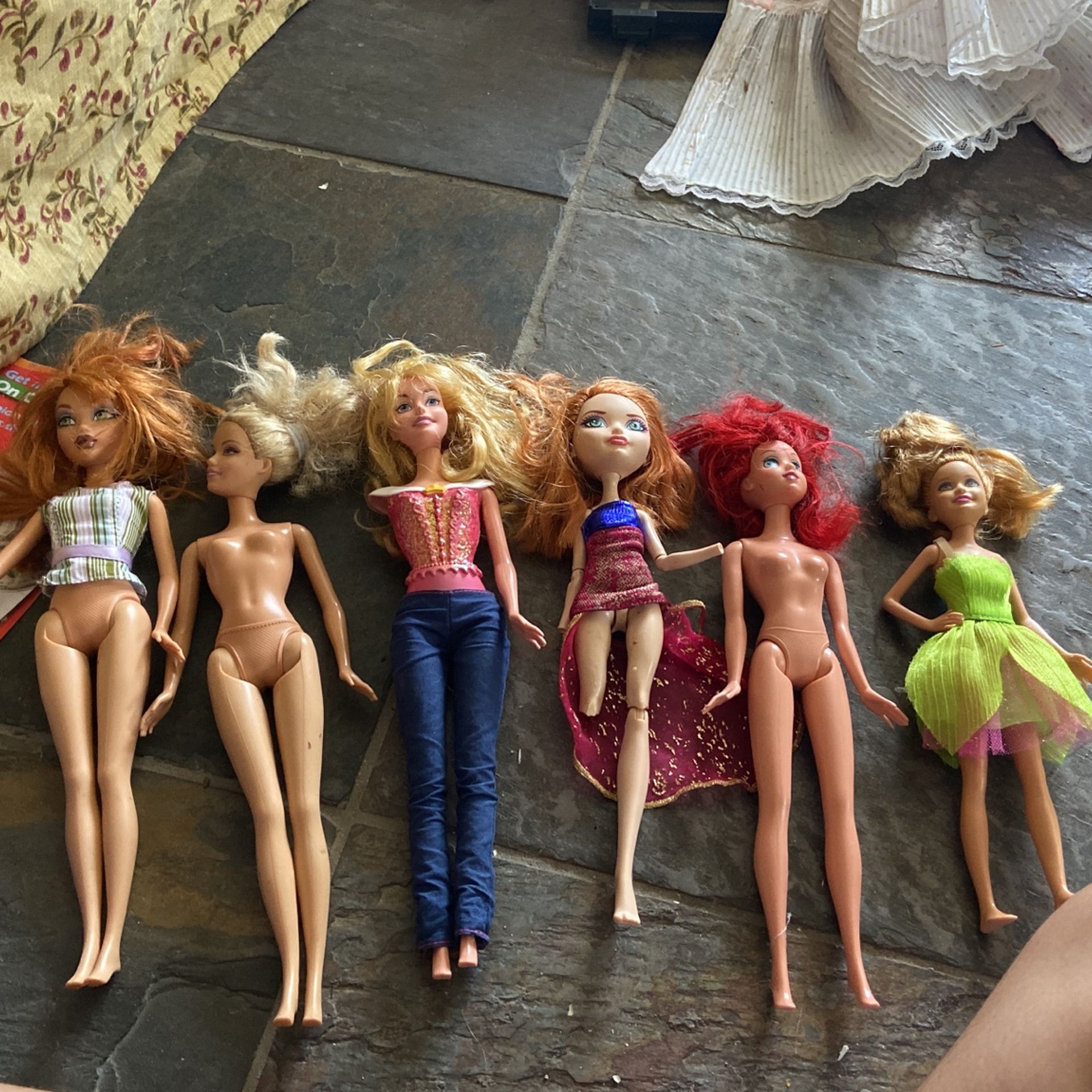 Dolls Barbie 