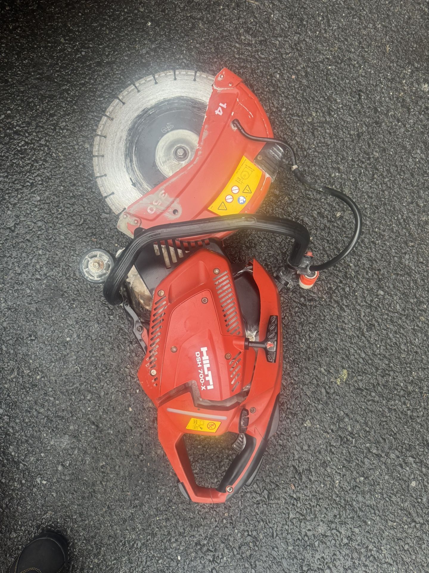 Hilti DSH 700-X CONCRETE CUTOFF SAW 14in HAND HELD GAS