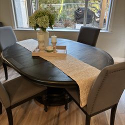 Dining Pedestal Table with 6 Chairs