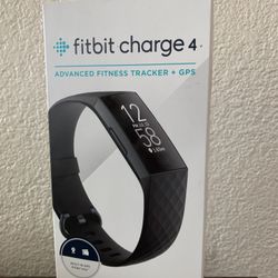 CHARGE 4 by FITBIT