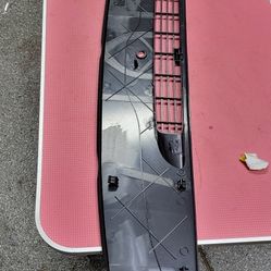 07-14 Chevy Silverado, Tahoe / GMC Sierra, Yukon / Cadillac Escalade Upper Dashboard Panel