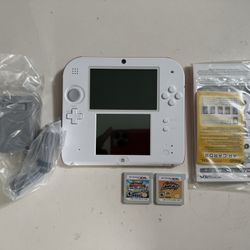 Nintendo 2DS W/ Two Games 
