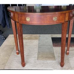 Bombay End Table And 1/2 Minutes On Console Table
