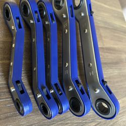 New 5pcs Offset Metric Ratchet Wrenches 